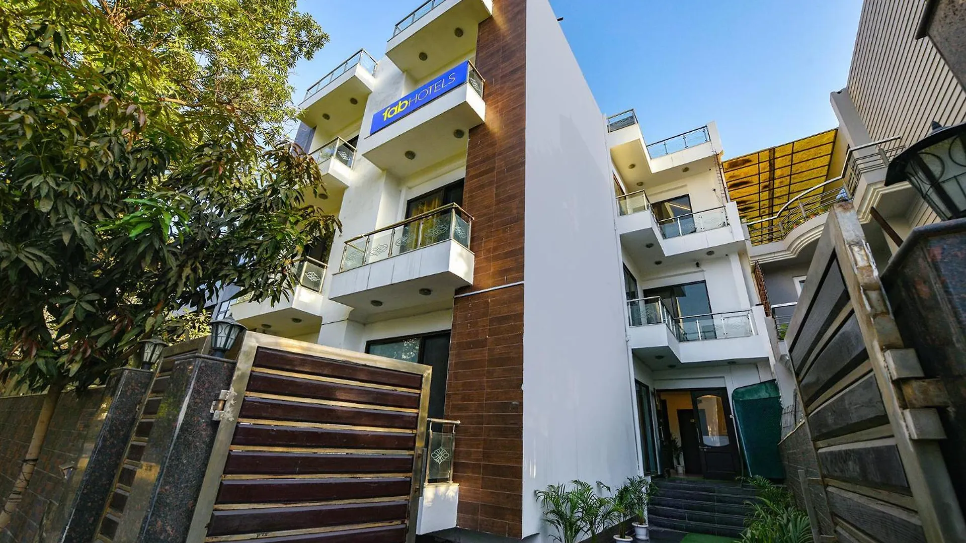 Fabhotel Velvet Suites Gurgaon 3*,  Indien